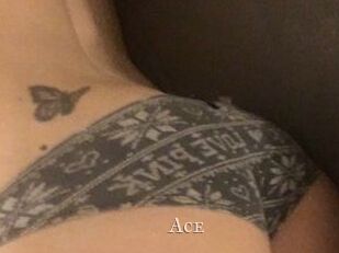 Ace Pink Center Fold