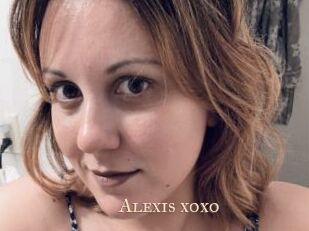 Alexis_xoxo Pink Center Fold