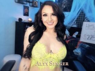 Alyx_Singer