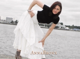 AnnaBronx