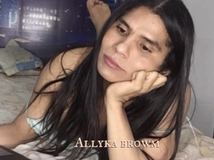 Allyka_browm