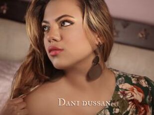 Dani_dussan Pink Center Fold