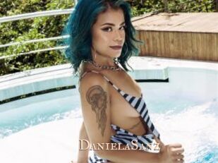 DanielaSanz Pink Center Fold