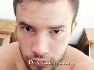Danniel_Simmons