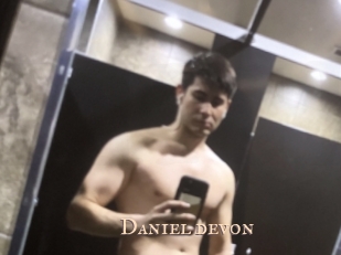 Daniel_devon