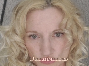 deliahmillied Pink Center Fold