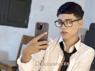 derekspaces Pink Center Fold