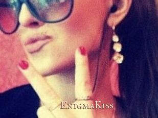 Enigma_Kiss