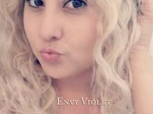 Envy_Violet Pink Center Fold