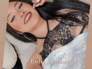 Emily_pussyhot