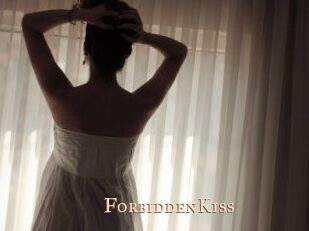 ForbiddenKiss_