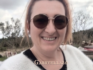 gabryellazo Pink Center Fold