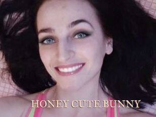 HONEY_CUTE_BUNNY Pink Center Fold