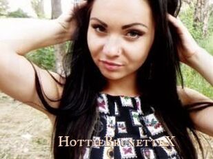 HottieBrunetteX