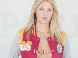IveyKiss Pink Center Fold