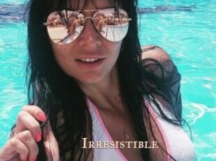 _Irresistible Pink Center Fold