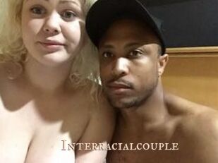 Interracial_couple_