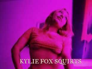 KYLIE_FOX_SQUIRTS