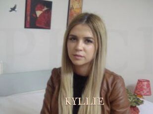 KYLLIE_