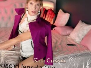 Kiki_Chanel Pink Center Fold