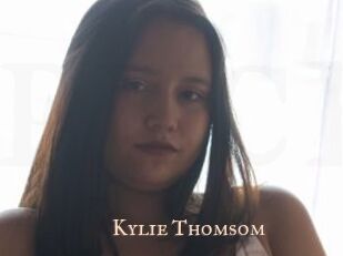 Kylie_Thomsom