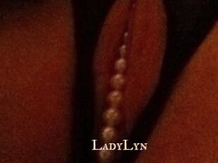 LadyLyn Pink Center Fold