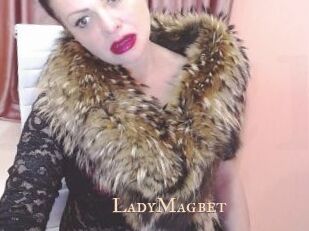LadyMagbet Pink Center Fold