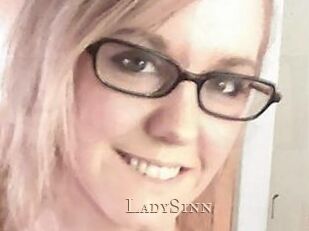LadySinn Pink Center Fold