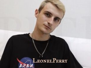 LeonelPerry Pink Center Fold