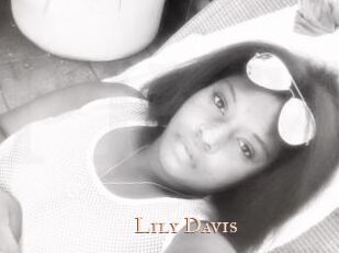 Lily_Davis