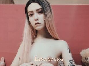 Lina_young Pink Center Fold