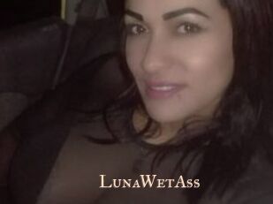 LunaWetAss