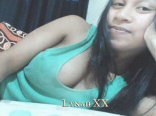 Lynah_XX Pink Center Fold