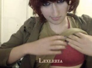 lexleeia Pink Center Fold