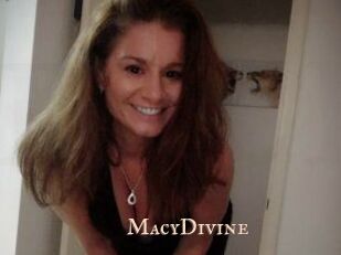 Macy_Divine