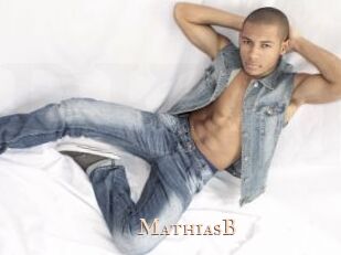 MathiasB Pink Center Fold
