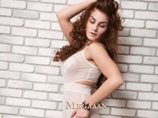Megaaan Pink Center Fold