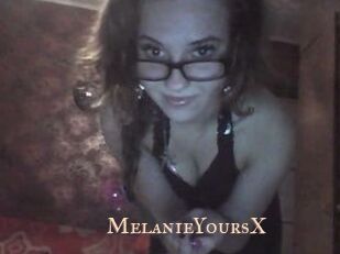 MelanieYoursX