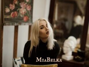 MiaBelka Pink Center Fold