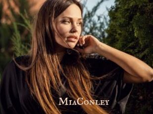 MiaConley Pink Center Fold