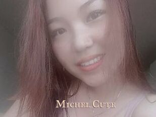 Michel_Cute Pink Center Fold