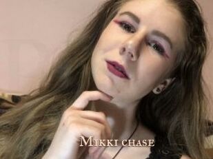 Mikki_chase