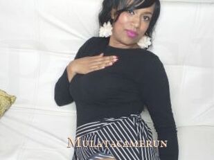 Mulatacamerun Pink Center Fold