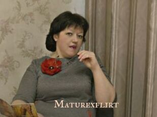 maturexflirt Pink Center Fold