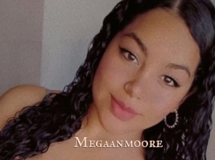 Megaanmoore