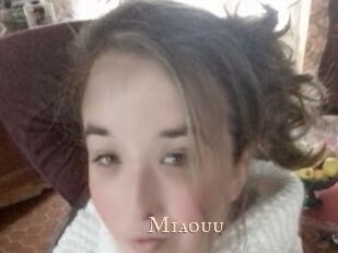 miaouu Pink Center Fold