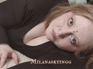 milanaskyingg Pink Center Fold