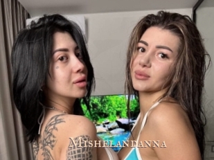 mishelandanna Pink Center Fold