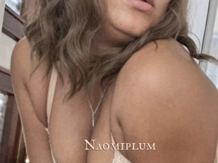 Naomiplum