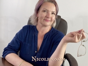 nicolejonom Pink Center Fold